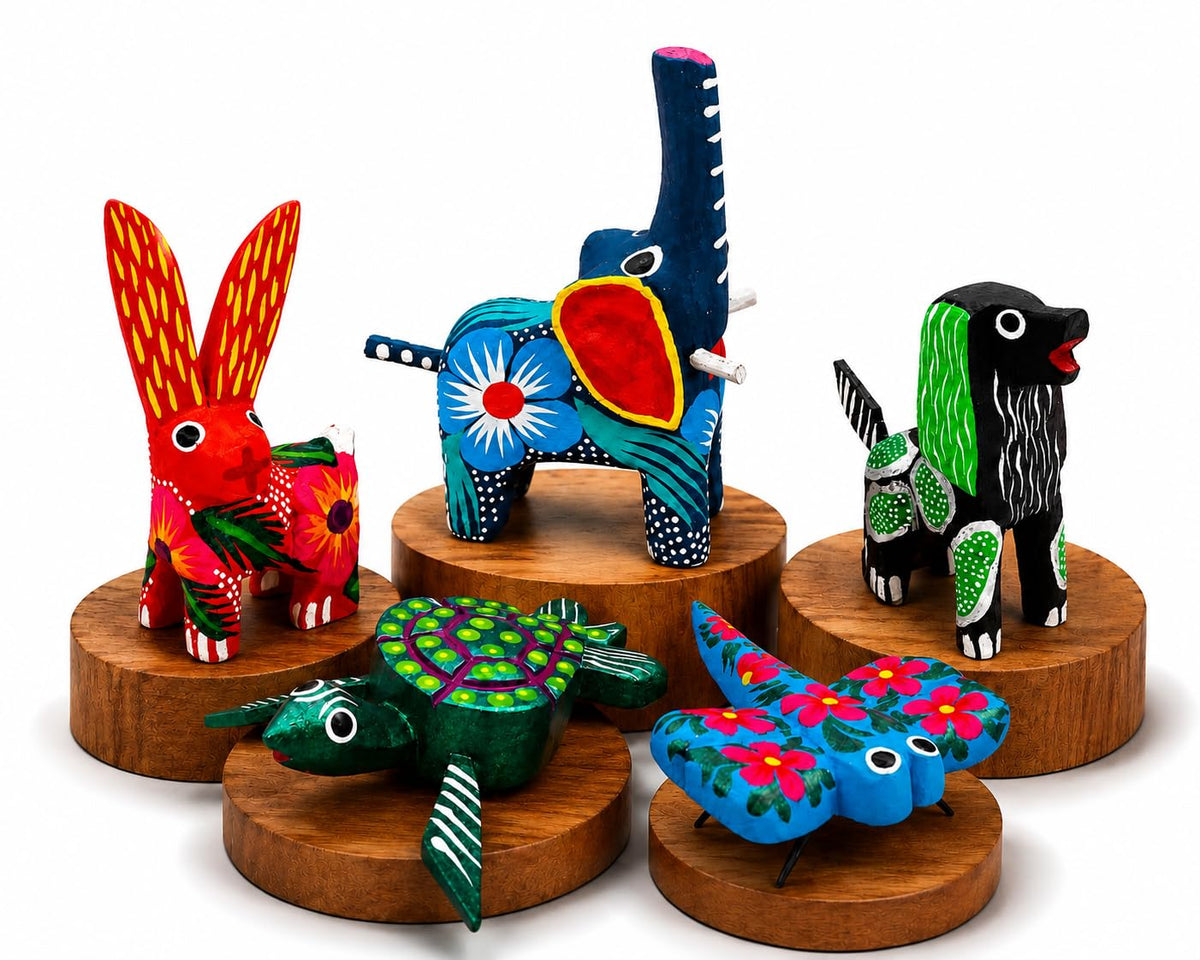 DREAMCO SUPPLIES Alebrijes Wood Carving Sculptures, Oaxacan Alebrije Set of 5, Multicolor, Hand-Painted, Mexican Folk Art, 2-3 Inches