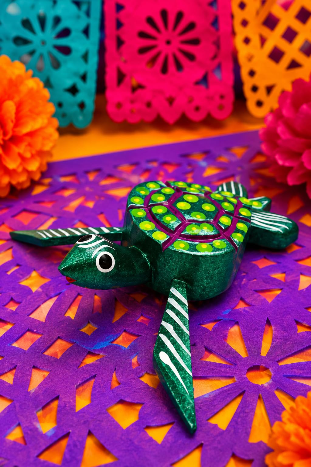 DREAMCO SUPPLIES Alebrijes Wood Carving Sculptures, Oaxacan Alebrije Set of 5, Multicolor, Hand-Painted, Mexican Folk Art, 2-3 Inches
