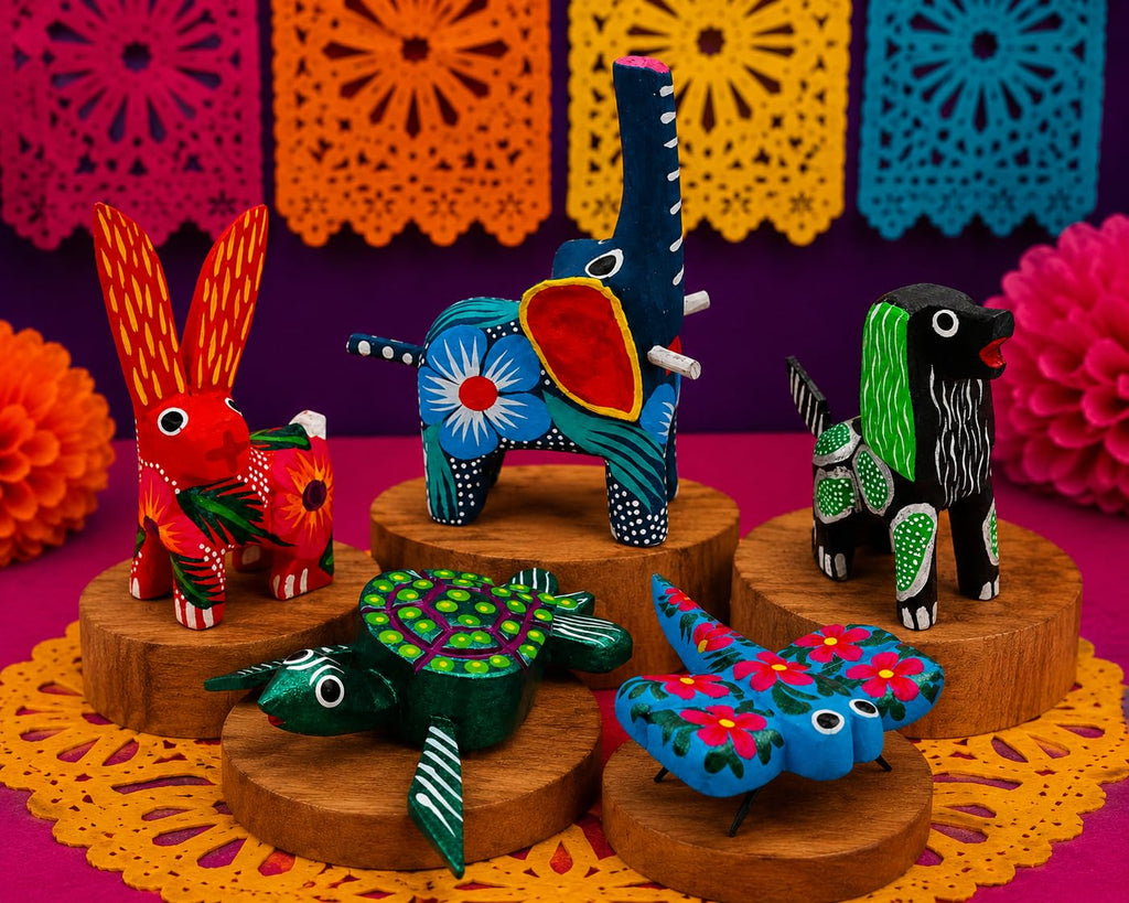 DREAMCO SUPPLIES Alebrijes Wood Carving Sculptures, Oaxacan Alebrije Set of 5, Multicolor, Hand-Painted, Mexican Folk Art, 2-3 Inches