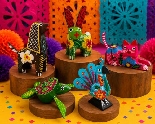 DREAMCO SUPPLIES Alebrijes Wood Carving Sculptures, Oaxacan Alebrije Set of 5, Multicolor, Hand-Painted, Mexican Folk Art, 2-3 Inches