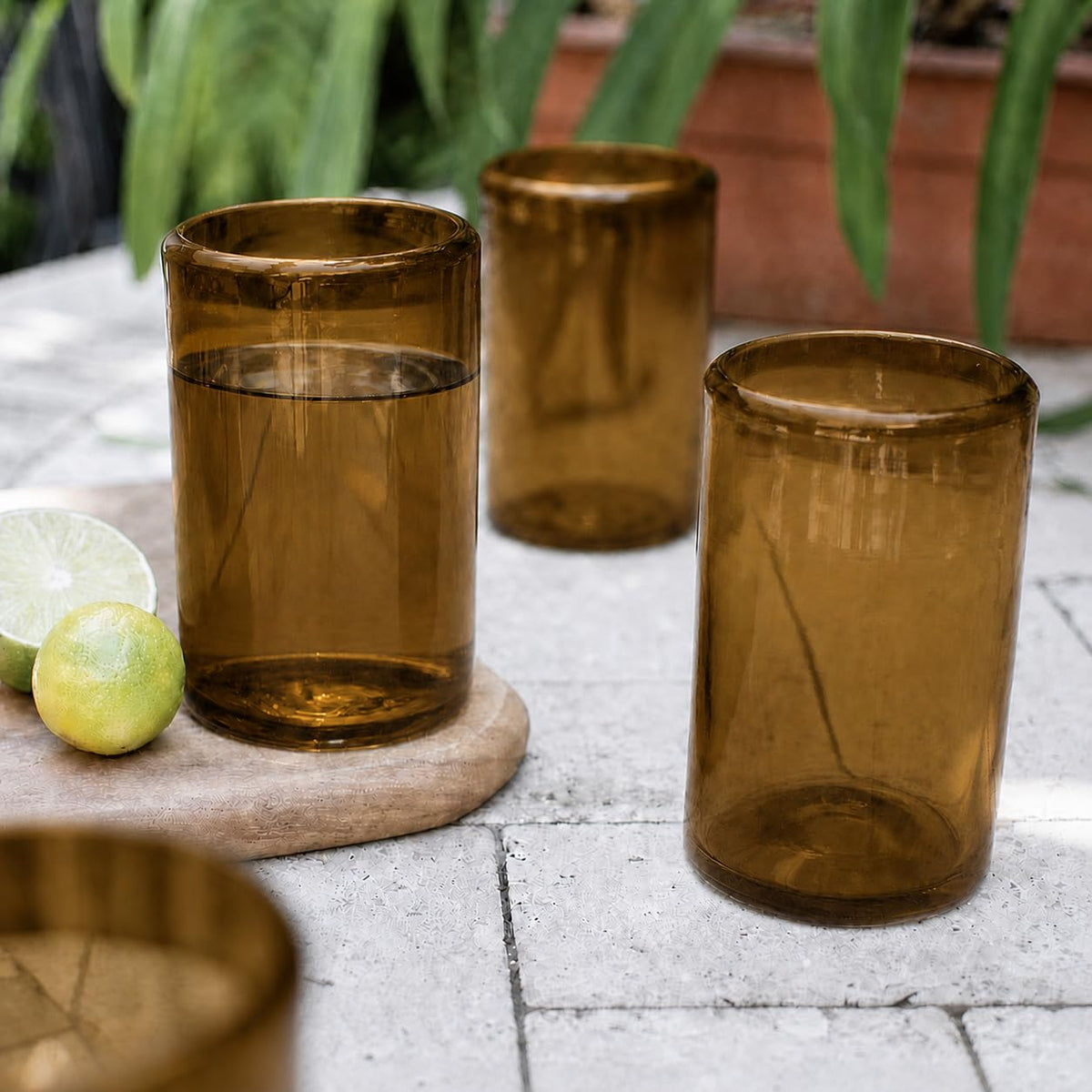 DREAMCO SUPPLIES Handblown Glass Drinkware Set of 6(16Oz), Solid Colors